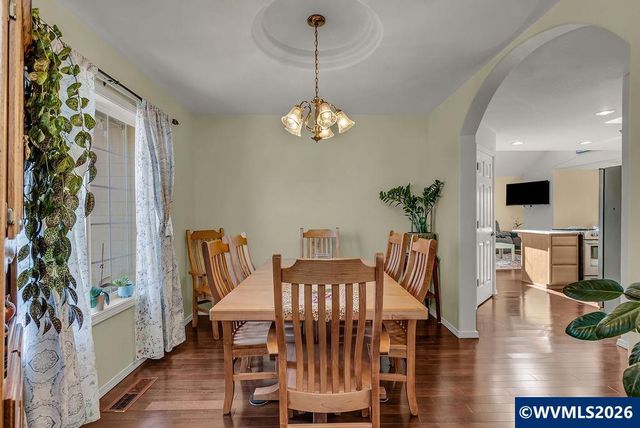 921 Hermanson St, Woodburn, OR 97071