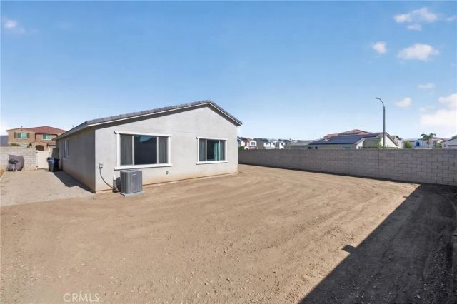 4877 Goldfinch Street, Hemet, CA 92545