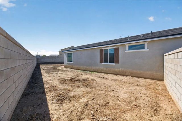 4877 Goldfinch Street, Hemet, CA 92545