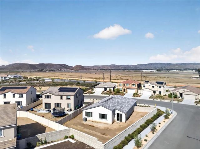 4877 Goldfinch Street, Hemet, CA 92545