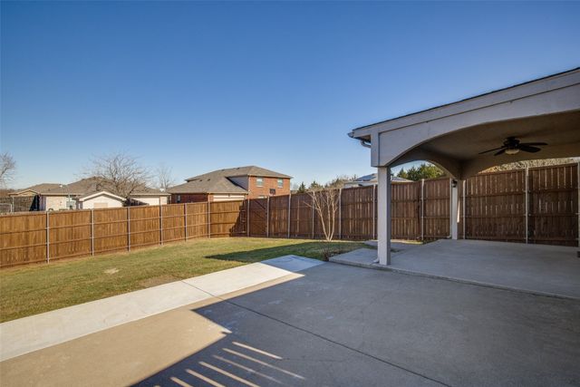 1501 Big Lake Drive, Mesquite, TX 75181