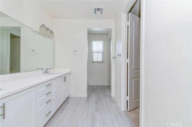 318 Trailblaze, Irvine, CA 92618