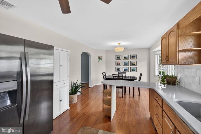 141 SIEGFRIED AVE, Nazareth, PA 18064