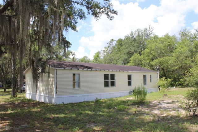 112 JUNIPER DRIVE, Hawthorne, FL 32640