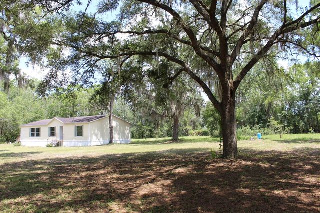 112 JUNIPER DRIVE, Hawthorne, FL 32640