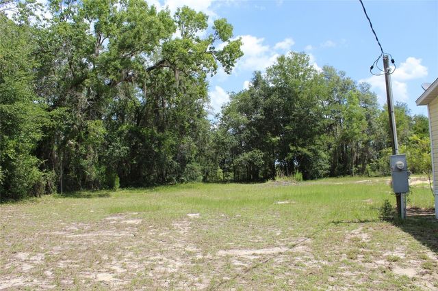 112 JUNIPER DRIVE, Hawthorne, FL 32640