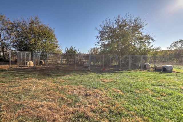 12641 Troy Pike, Versailles, KY 40383