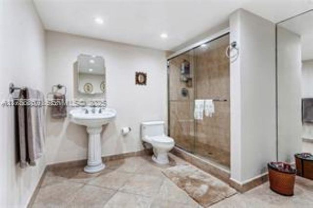 3800 Oaks Clubhouse Drive 307, Pompano Beach, FL 33069