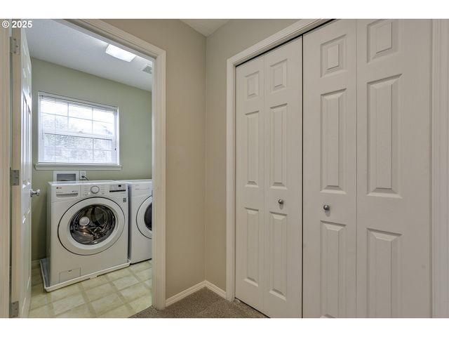 780 Ne 64TH Pl, Hillsboro, OR 97124
