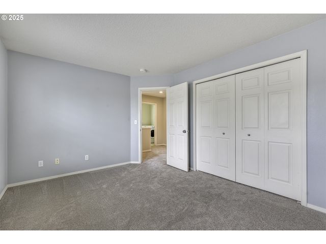 780 Ne 64TH Pl, Hillsboro, OR 97124