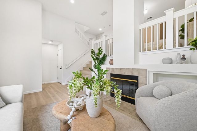 1148 Pointe Hope Landing, San Jose, CA 95131