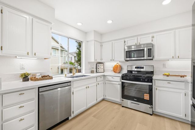 1148 Pointe Hope Landing, San Jose, CA 95131