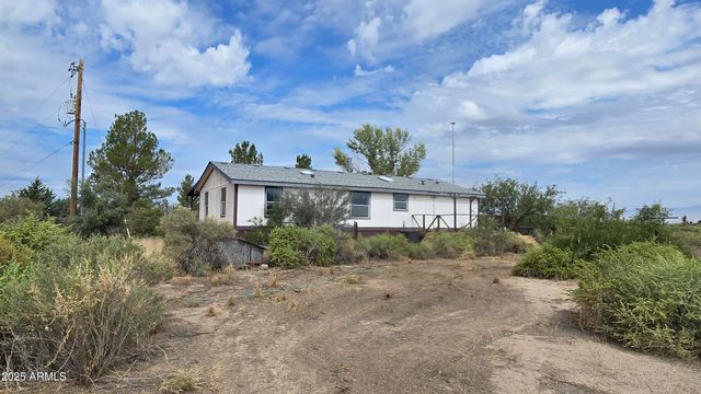 5008 N JOE HINES Road, Willcox, AZ 85643
