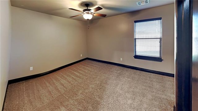 5709 Falkland Terrace, Edmond, OK 73034