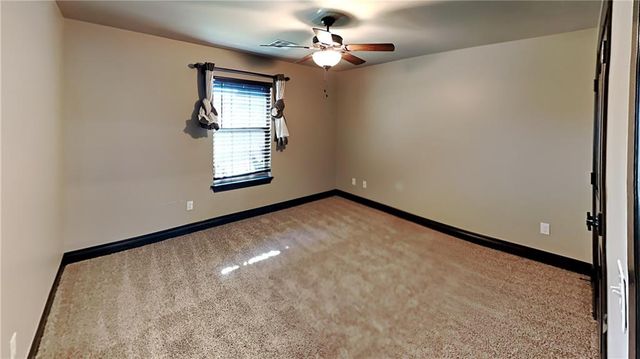 5709 Falkland Terrace, Edmond, OK 73034