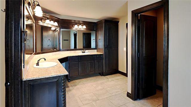 5709 Falkland Terrace, Edmond, OK 73034