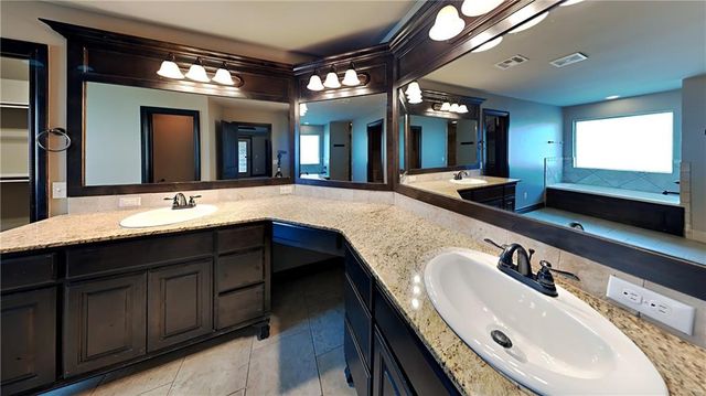 5709 Falkland Terrace, Edmond, OK 73034