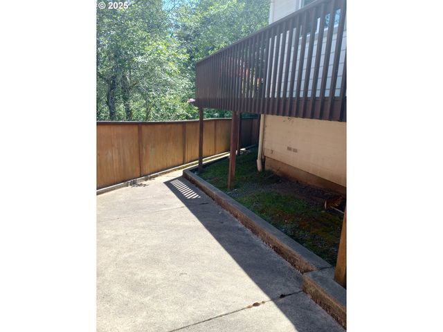 6756 JASMINE Ct, Brookings, OR 97415