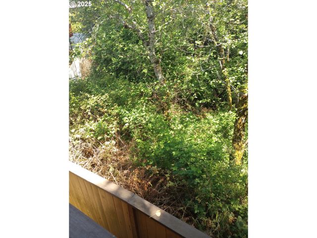 6756 JASMINE Ct, Brookings, OR 97415