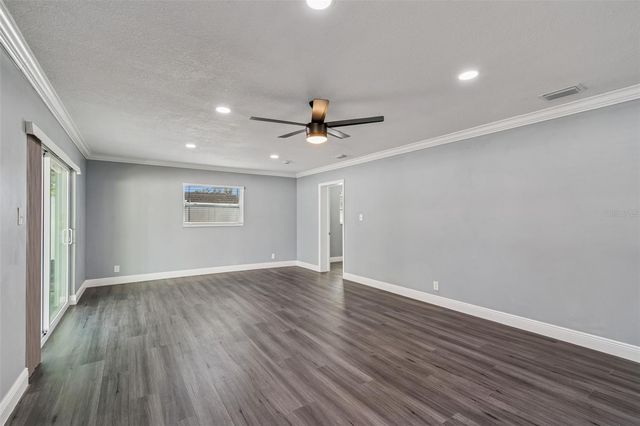 2205 N GRADY AVENUE, Tampa, FL 33607