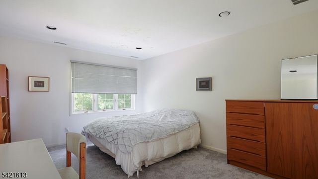 15 Glenview Dr, Warren Twp., NJ 07059