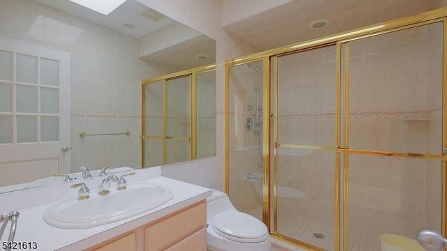 15 Glenview Dr, Warren Twp., NJ 07059