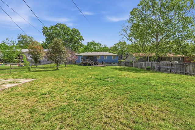1147 Helen St, Augusta, KS 67010