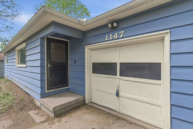 1147 Helen St, Augusta, KS 67010