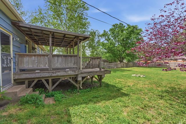 1147 Helen St, Augusta, KS 67010