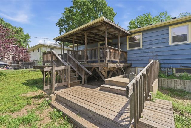 1147 Helen St, Augusta, KS 67010