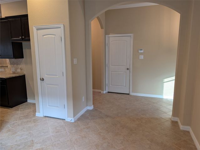 11821 Beach Street, Frisco, TX 75036