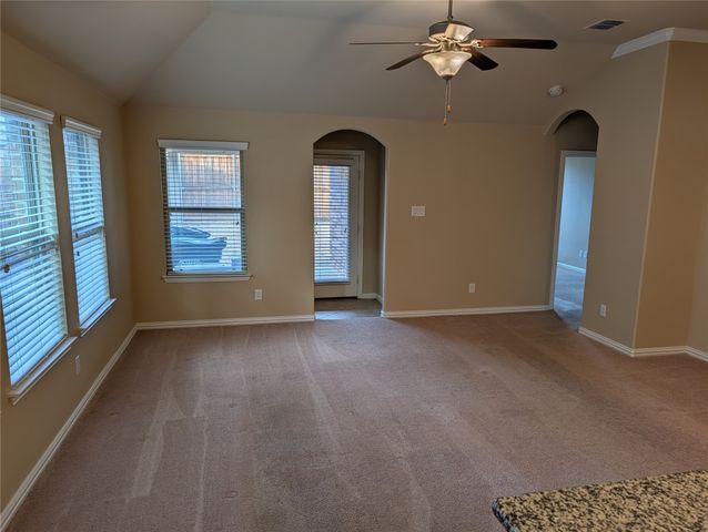 11821 Beach Street, Frisco, TX 75036