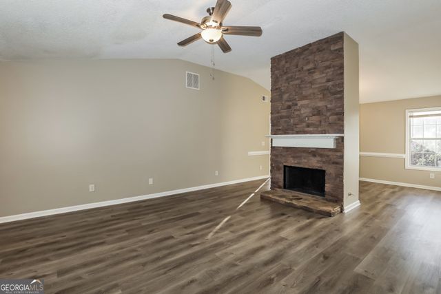 1085 Commons Court, Jonesboro, GA 30238