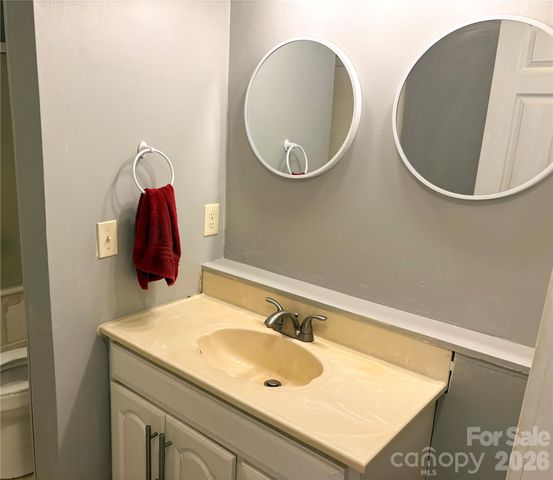 37 Sixth Street 36, York, SC 29745