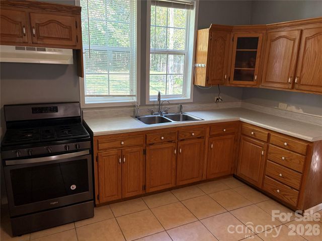 37 Sixth Street 36, York, SC 29745