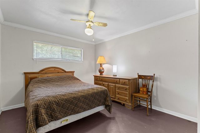 602 Greenbriar Avenue, Keene, TX 76059