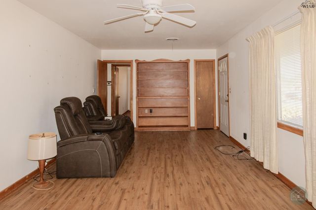 2728 CUMBERLAND STREET, Vernon, TX 76384