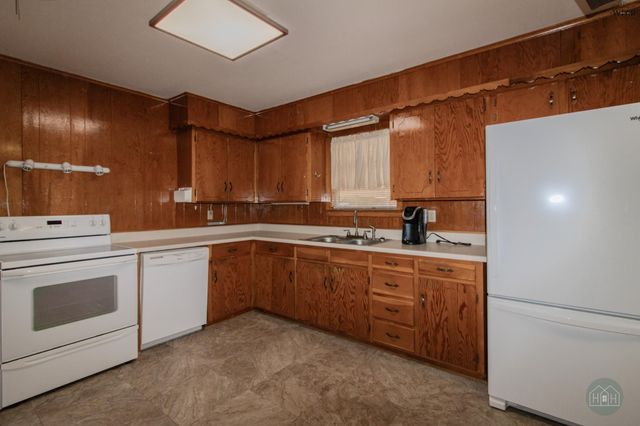 2728 CUMBERLAND STREET, Vernon, TX 76384