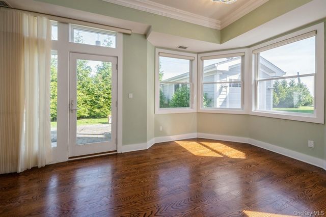 13 Island Point 13, Bronx, NY 10464