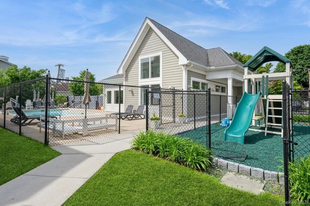 13 Island Point 13, Bronx, NY 10464