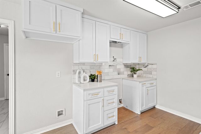 2914 Barnes Bridge Road, Dallas, TX 75228