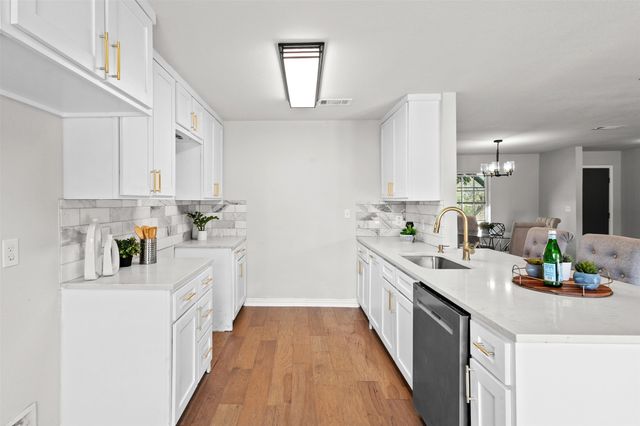 2914 Barnes Bridge Road, Dallas, TX 75228