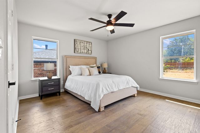 2914 Barnes Bridge Road, Dallas, TX 75228