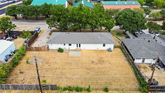 2914 Barnes Bridge Road, Dallas, TX 75228
