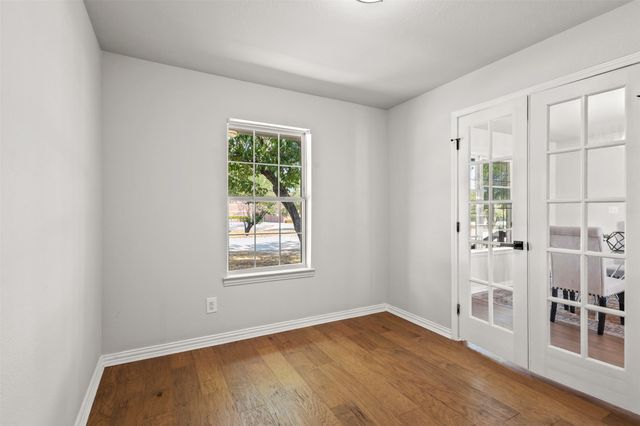 2914 Barnes Bridge Road, Dallas, TX 75228