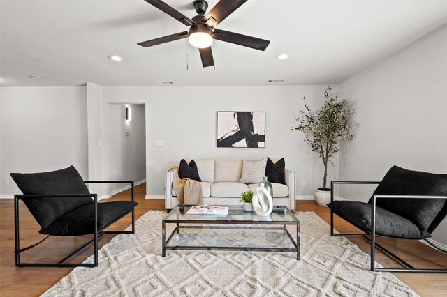 2914 Barnes Bridge Road, Dallas, TX 75228