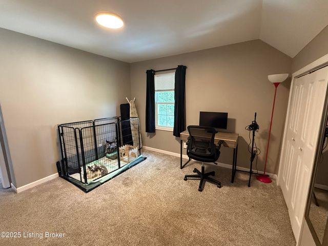 5610 Windy Willow Dr, Louisville, KY 40241