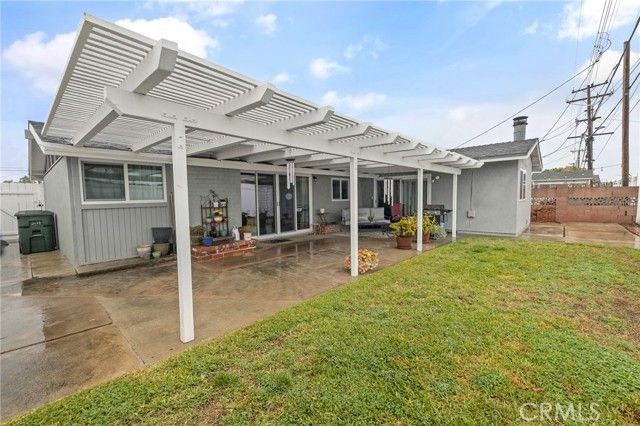 2428 Santa Clara, Fullerton, CA 92831