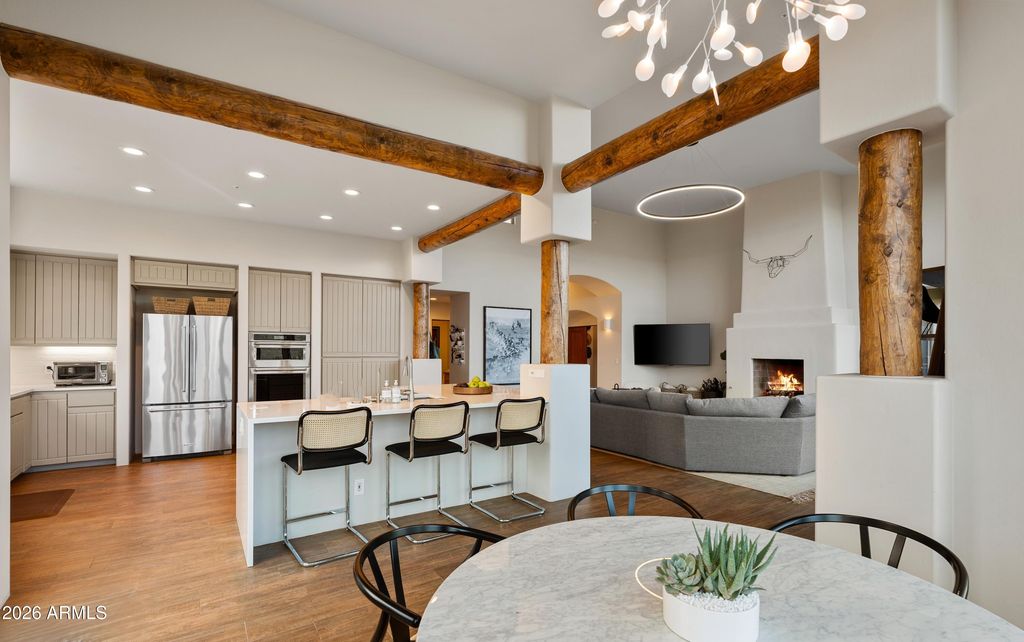 Image 15 of property listing at 215 CALLE FRANCESCA --, Sedona, AZ 86336