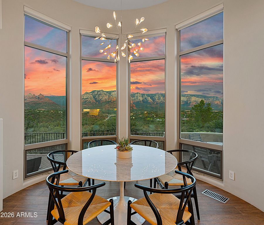 Image 17 of property listing at 215 CALLE FRANCESCA --, Sedona, AZ 86336